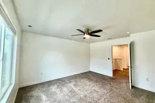 2810 N Fighting Falcon St, Layton, UT 84040 - Photo 20