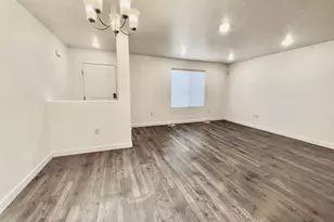 2810 N Fighting Falcon St, Layton, UT 84040 - Photo 8