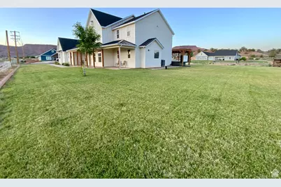 1117 S Terrel Dr, Kanab, UT 84741 - Photo 2