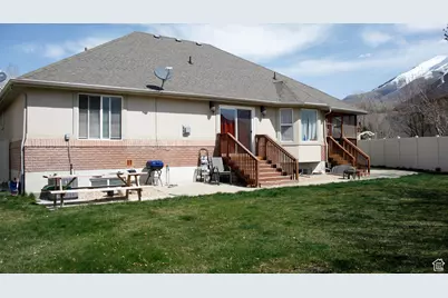 3488 E Fairway Ln S, Spanish Fork, UT 84660 - Photo 8