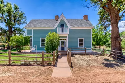 197 N 200 W, Kanab, UT 84741 - Photo 38