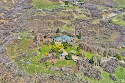 6464 Bybee Dr, Ogden, UT 84403 - Photo 6