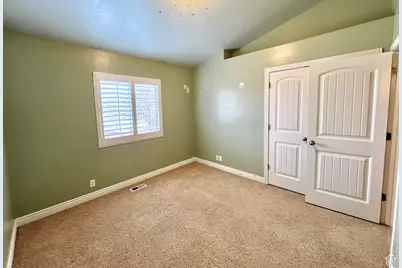 15 E 1100 S, Vernal, UT 84078 - Photo 18