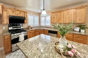 15 E 1100 S, Vernal, UT 84078 - Photo 2