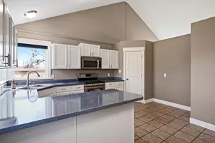 10749 S 2200 W, South Jordan, UT 84095 - Photo 14