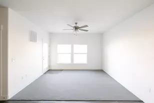 13687 S Hanley Ln, Riverton, UT 84096 - Photo 2