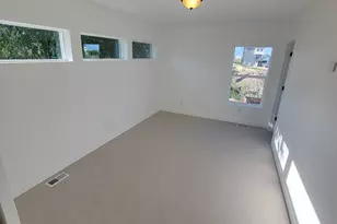 751 S Harrison Dr, Springville, UT 84663 - Photo 10