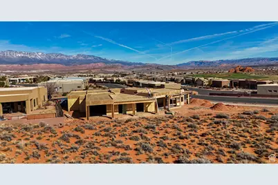 5435 W Sand Ridge Dr, Hurricane, UT 84737 - Photo 12