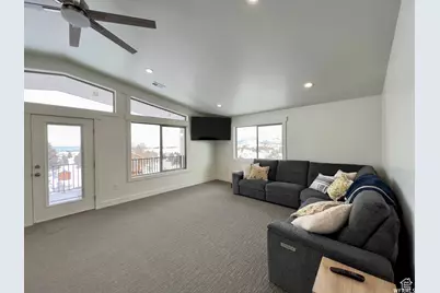 833 W Sunrise Cir, Garden City, UT 84028 - Photo 24