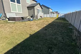 4504 N Mt Ellen St, Eagle Mountain, UT 84005 - Photo 30