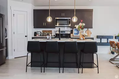 4504 N Mt Ellen St, Eagle Mountain, UT 84005 - Photo 14