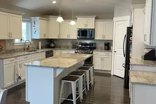 880 N Rocky Mountain Way, Elk Ridge, UT 84651 - Photo 10