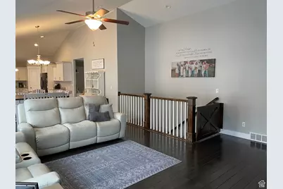 880 N Rocky Mountain Way, Elk Ridge, UT 84651 - Photo 4