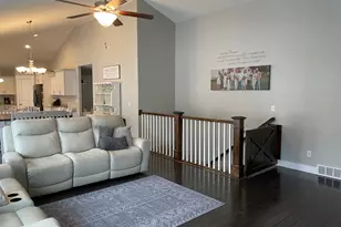 880 N Rocky Mountain Way, Elk Ridge, UT 84651 - Photo 4