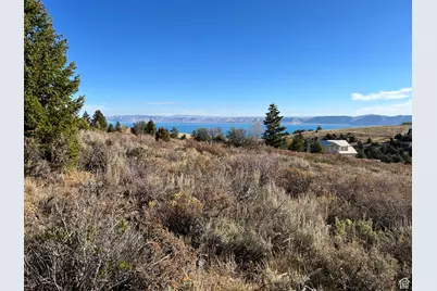 725 S Juniper Dr #29, Garden City, UT 84028 - Photo 6