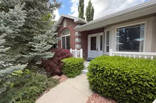 1164 E 2650 N, North Ogden, UT 84414 - Photo 2