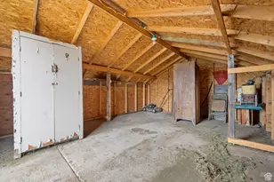 2921 W 1300 N, Clinton, UT 84015 - Photo 18