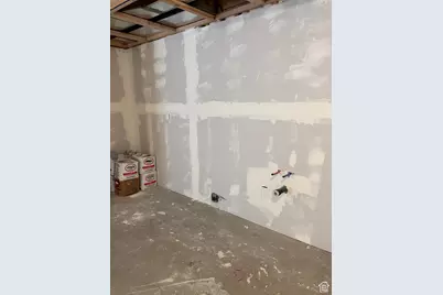8590 W Bowie Dr, Magna, UT 84044 - Photo 18