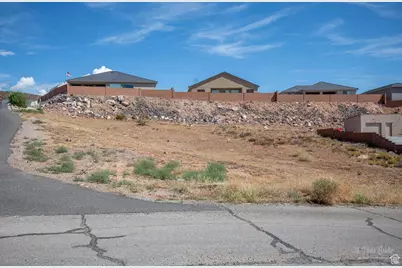 1440 W 365 N, Hurricane, UT 84737 - Photo 2
