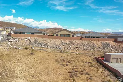 1440 W 365 N, Hurricane, UT 84737 - Photo 10