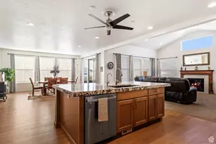 1251 N 2525 W, Clinton, UT 84015 - Photo 12