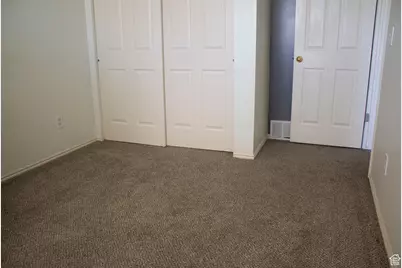 246 W 5000 S, Washington Terrace, UT 84405 - Photo 6