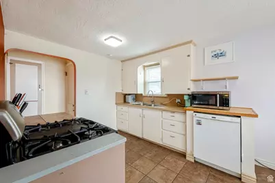 2348 Iowa Ave, Ogden, UT 84401 - Photo 8