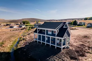 2678 S Eagle Dr, Garden City, UT 84028 - Photo 34