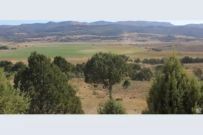 [Address not provided], Alton, UT 84710 - Photo 6