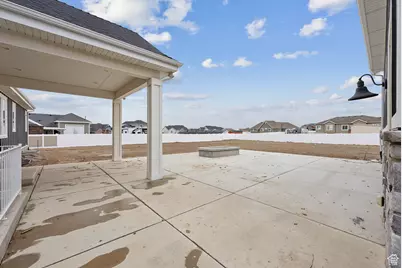 9227 N Horizon Dr, Eagle Mountain, UT 84005 - Photo 6