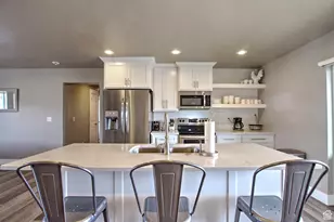 55 W Buttercup Ln, Garden City, UT 84028 - Photo 18