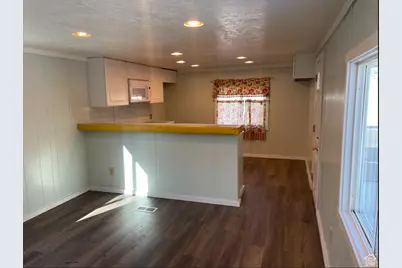 189 S Main St #21, Layton, UT 84041 - Photo 4