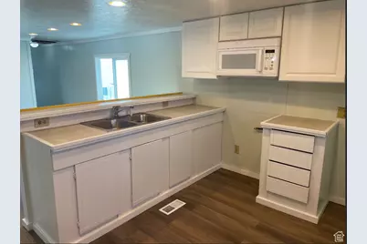 189 S Main St #21, Layton, UT 84041 - Photo 1