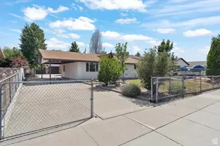 760 E 8080 S, Sandy, UT 84094 - Photo 2