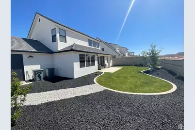 813 W Rust Dr, Saint George, UT 84790 - Photo 4
