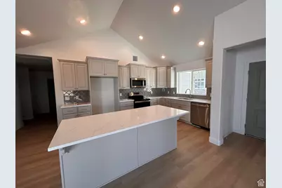 9526 S Ember Glow Ct #C, South Jordan, UT 84095 - Photo 2