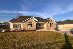 9526 S Ember Glow Ct, South Jordan, UT 84095 - Photo 1