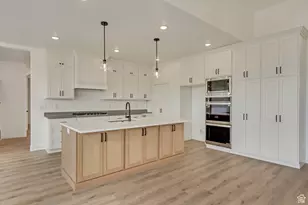 8077 N Bristle Cone Rd, Eagle Mountain, UT 84005 - Photo 10