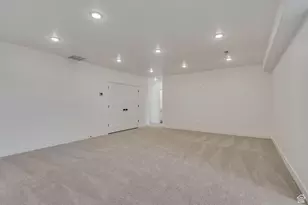 8077 N Bristle Cone Rd, Eagle Mountain, UT 84005 - Photo 36