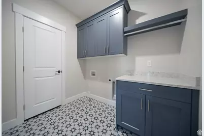920 S 1700 W #1, Layton, UT 84041 - Photo 12