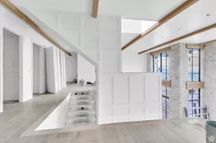 2019 E Graystone Ct, Draper, UT 84020 - Photo 2