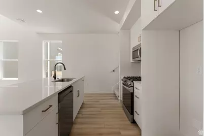 561 W Aqua Cv #507, Saint George, UT 84790 - Photo 10