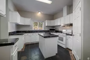 7461 W Deep Creek Rd, Vernal, UT 84078 - Photo 6