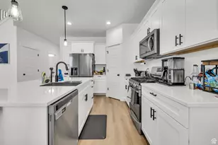 16132 S Coupler Ln, Bluffdale, UT 84065 - Photo 8