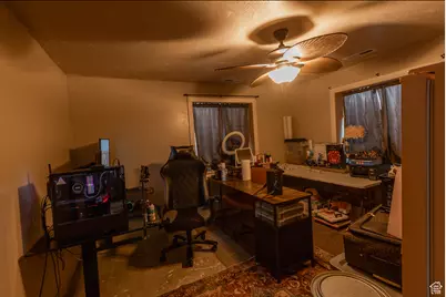 660 E 400 N, Spring City, UT 84662 - Photo 14