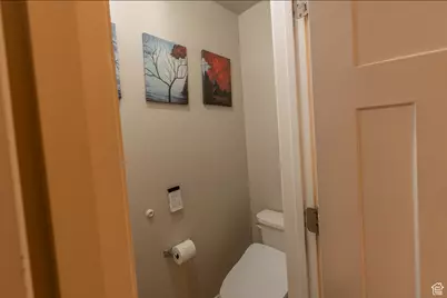 660 E 400 N, Spring City, UT 84662 - Photo 12