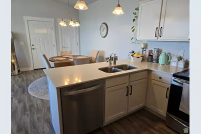 15 W Seasons Dr, Vineyard, UT 84059 - Photo 4