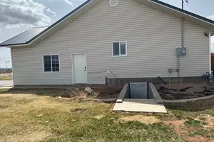 3225 N 17545 W, Boneta, UT 84001 - Photo 6