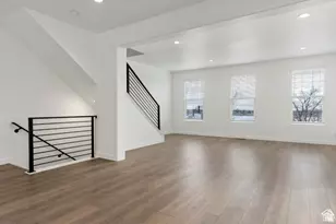 929 S Mathilda Dr W, Saratoga Springs, UT 84045 - Photo 4