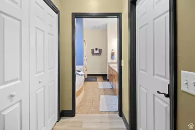 98 E Mt. Peale Dr, Moab, UT 84532 - Photo 18